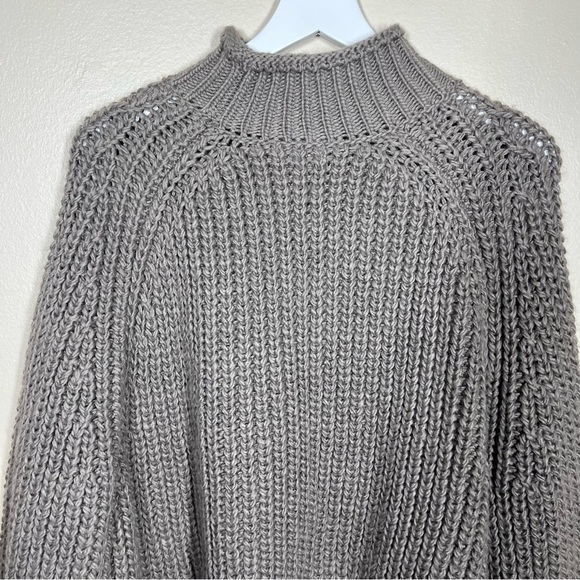 H&M Womens Chunky Slouchy High Neck Long Sleeve Knit Sweater Size Large Wool - Picture 6 of 9